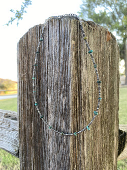 Natural Turquoise and Seed Beads Choker: Silver