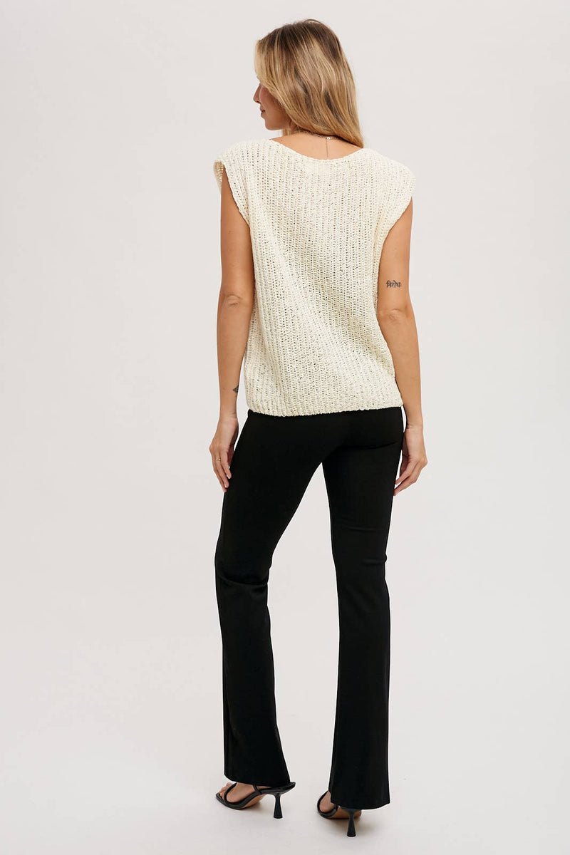 V-NECK KNIT SWEATER VEST: VANILLA