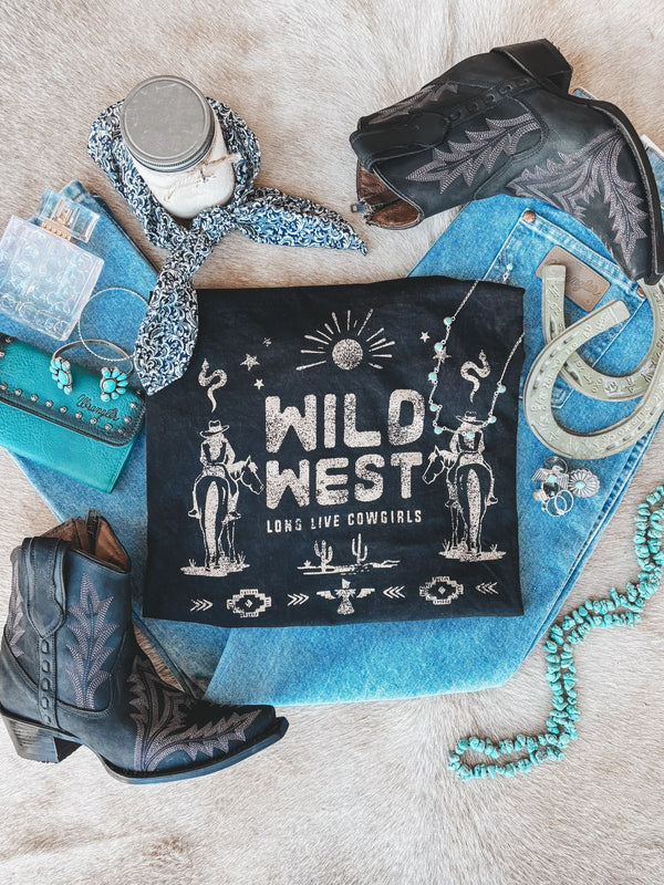 WILD WEST OVERSIZED GRAPHIC TEE