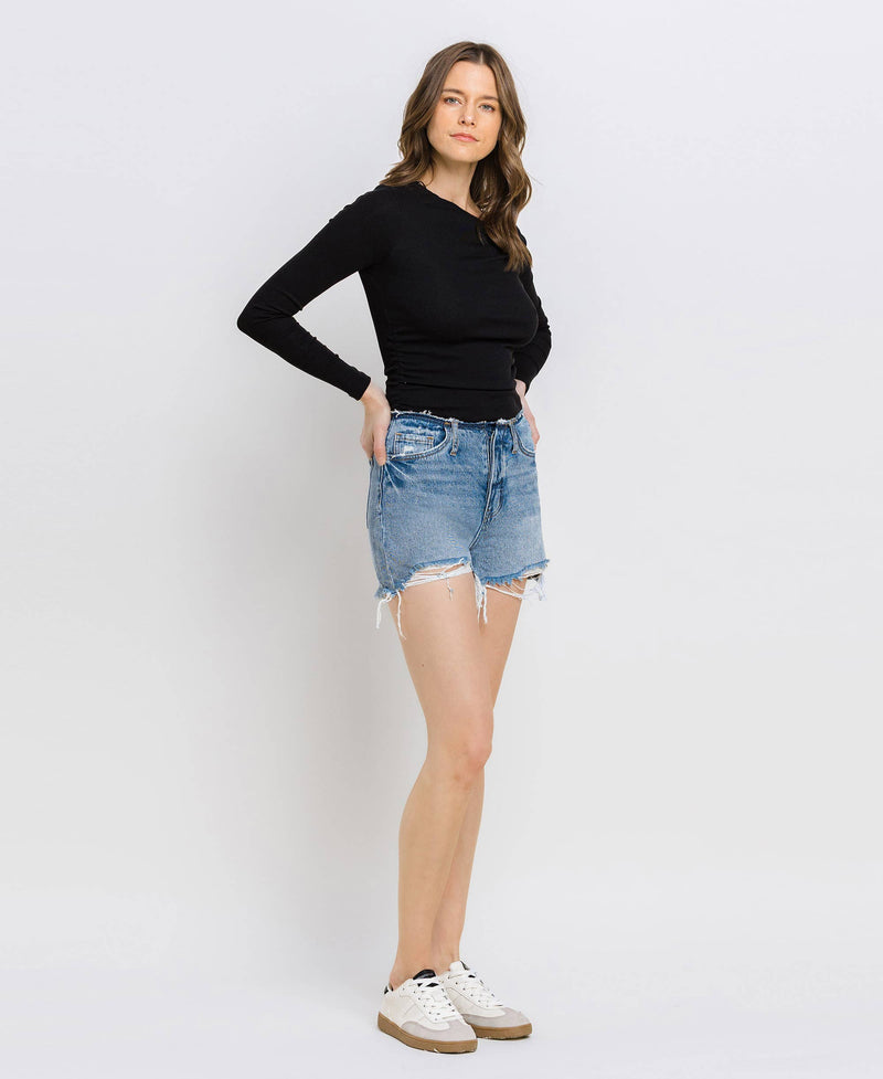 HIGH RISE BANDLESS BOYFRIEND SHORTS