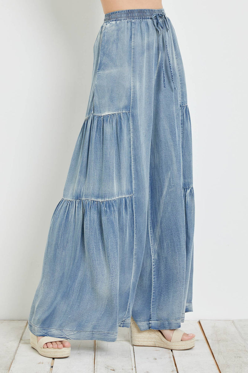 RUFFLED SIDE WASHED DENIM PANTS