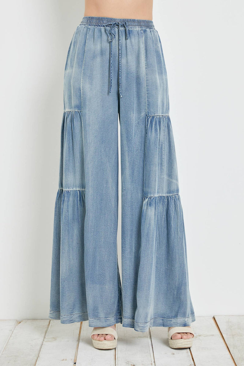 RUFFLED SIDE WASHED DENIM PANTS