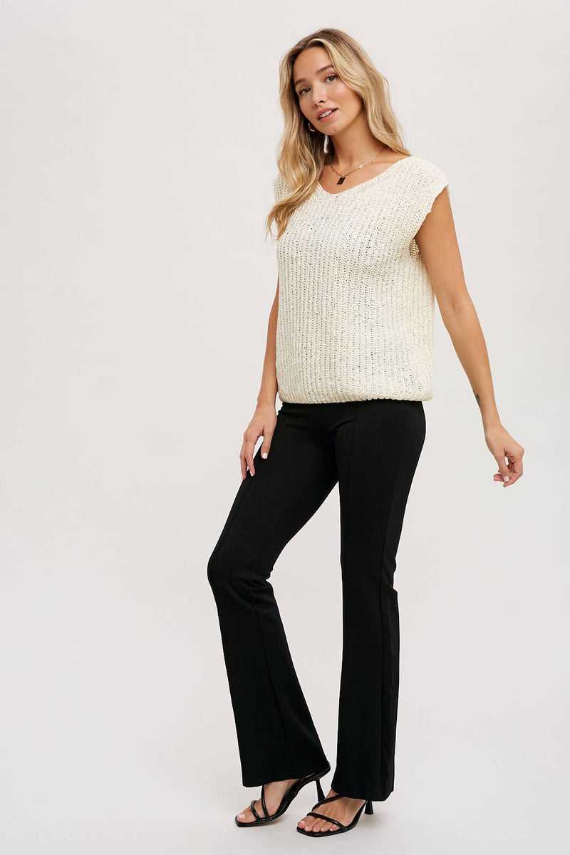 V-NECK KNIT SWEATER VEST: VANILLA