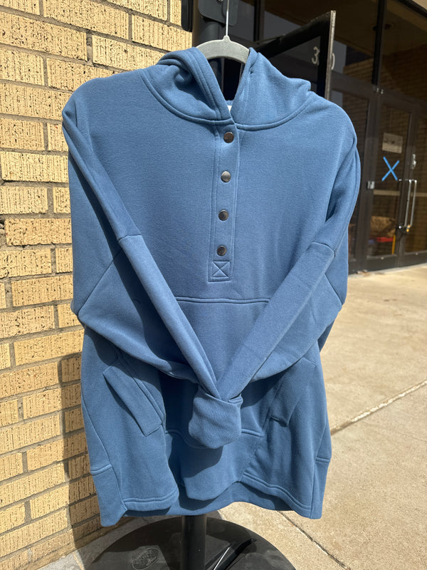 The Three Button Pullover