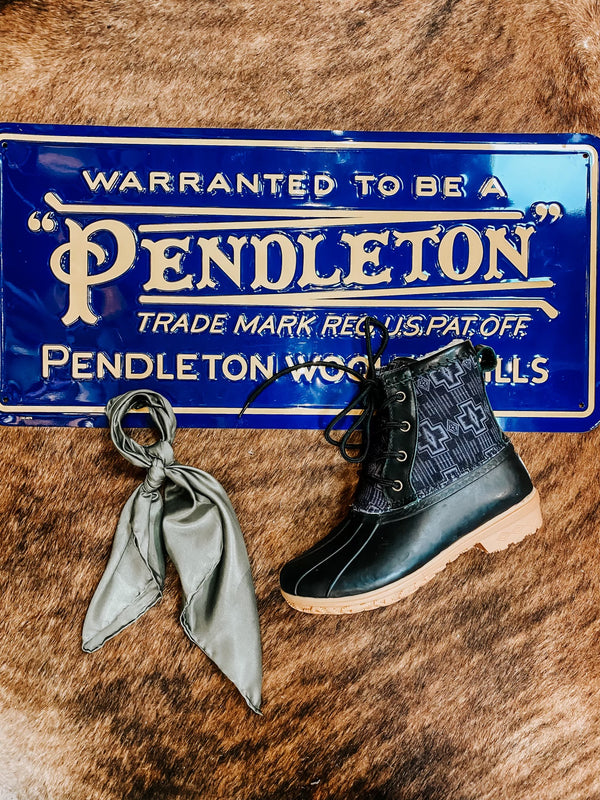Harding Black Pendleton Muck Boot